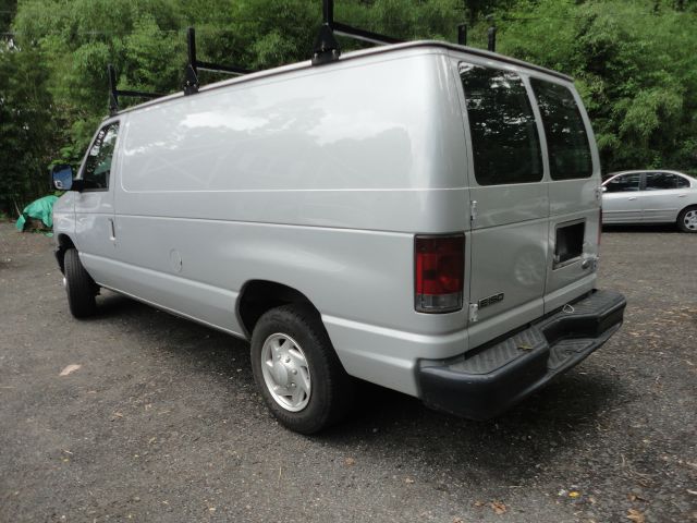 Ford E150 2008 photo 3