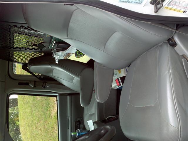 Ford E250 2005 photo 3