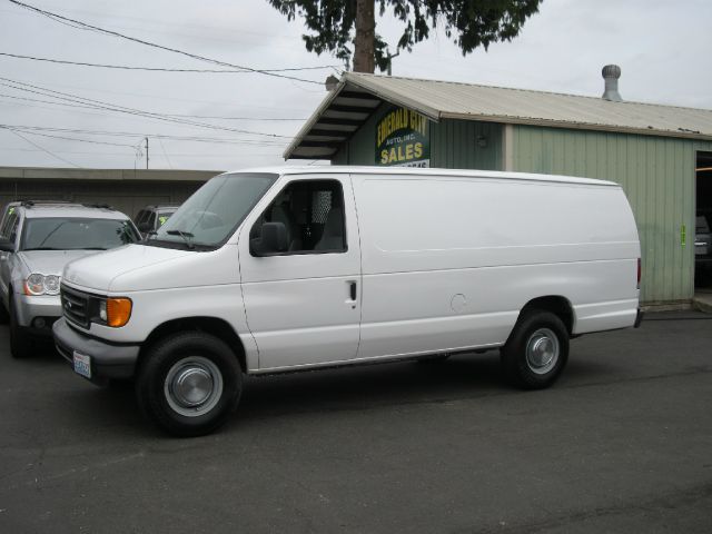 Ford E250 2006 photo 1