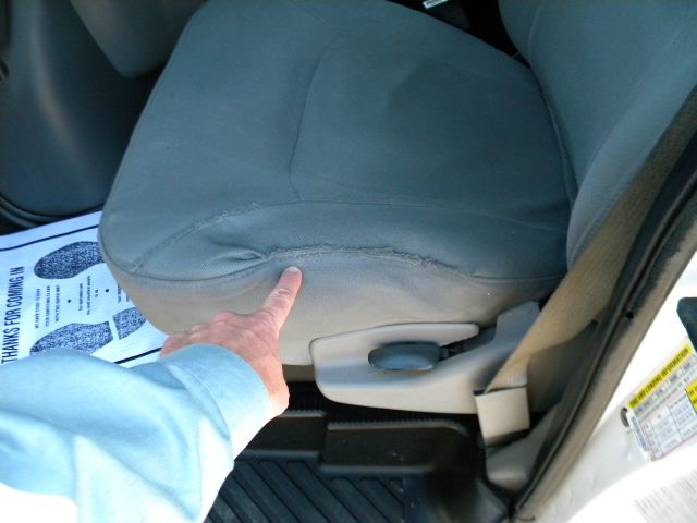 Ford E250 2006 photo 6