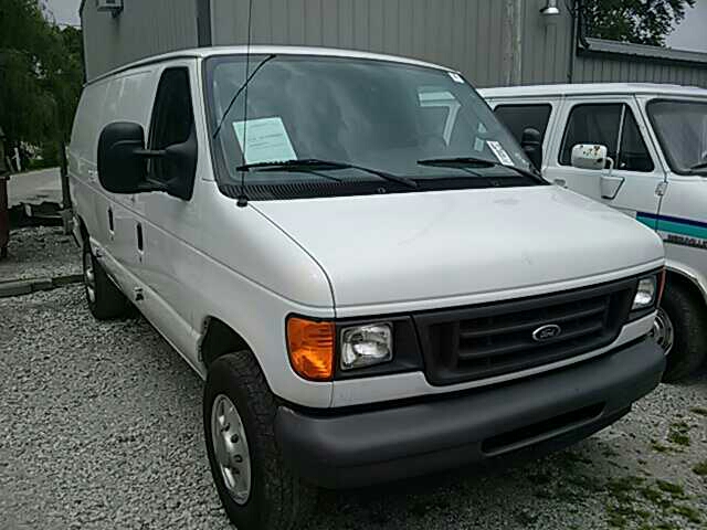 Ford E250 2007 photo 2