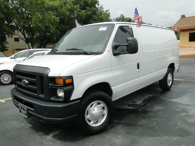 Ford E250 2008 photo 6