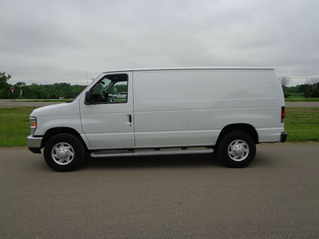Ford E250 Awd-turbo Passenger Van