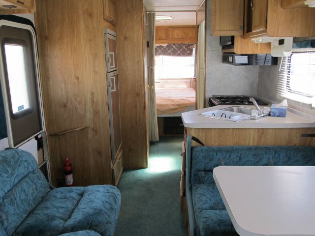 Ford E350 1994 photo 4