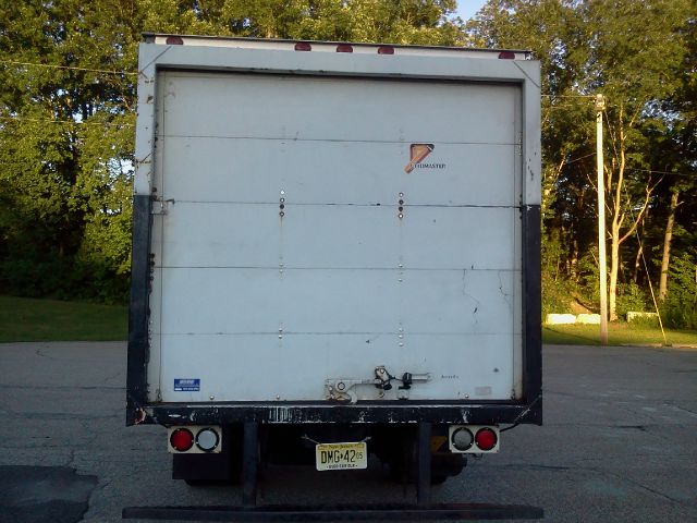 Ford E350 2006 photo 1