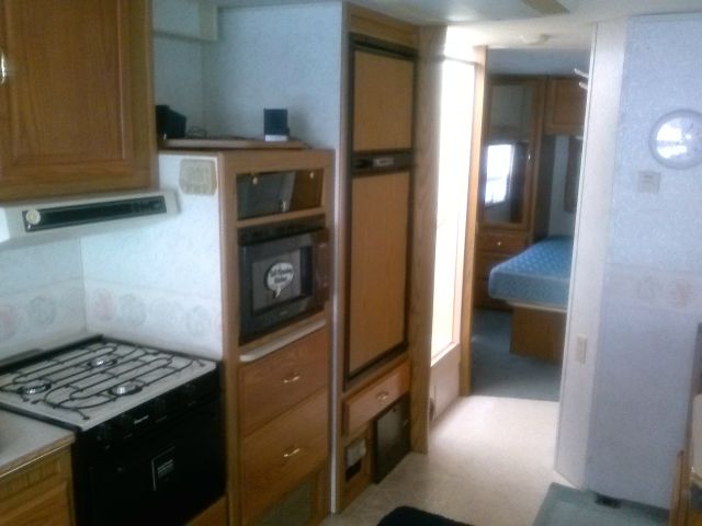 Ford E450 1999 photo 1