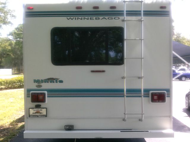 Ford E450 1999 photo 8