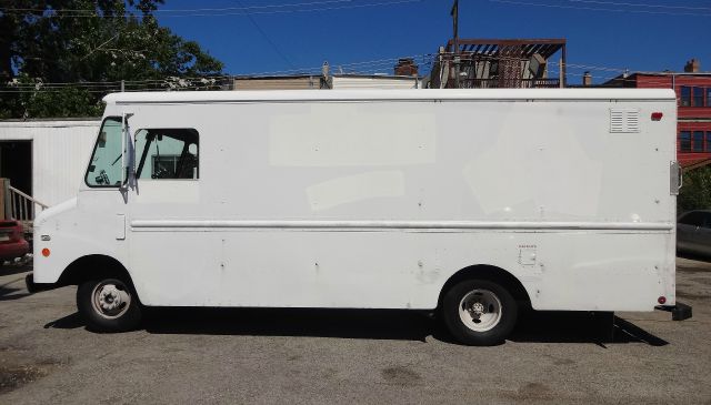 Ford Econoline 1985 photo 7