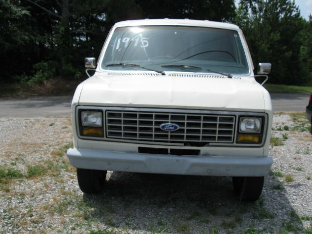 Ford Econoline 1989 photo 1