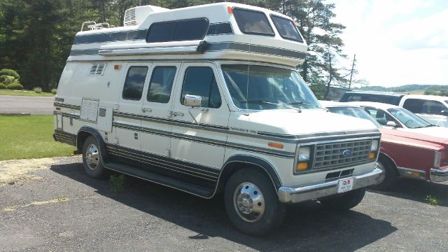 Ford Econoline 1990 photo 30
