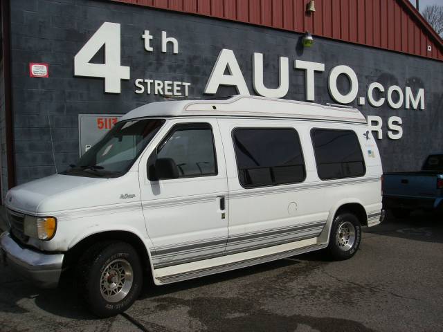Ford Econoline Base Passenger Van