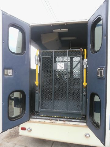 Ford Econoline 1993 photo 6