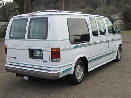 Ford Econoline 1993 photo 1