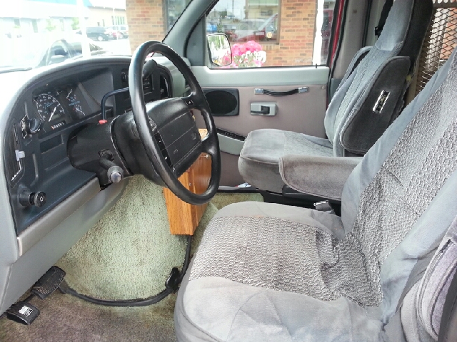 Ford Econoline 1993 photo 4