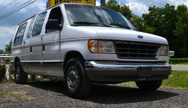 Ford Econoline 1993 photo 3