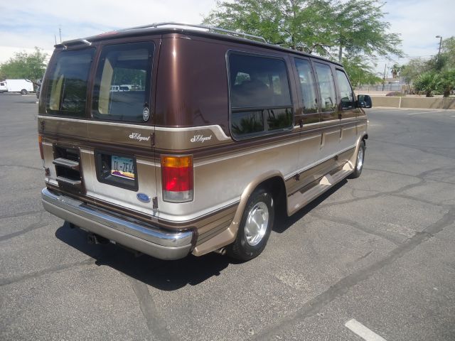 Ford Econoline 1994 photo 1