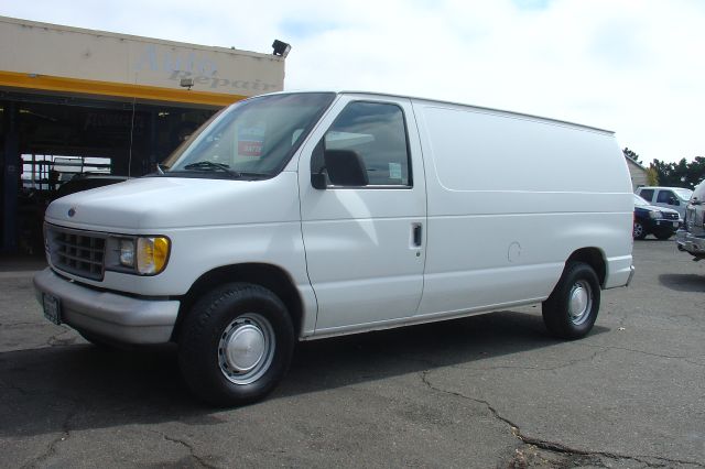 Ford Econoline 1994 photo 1
