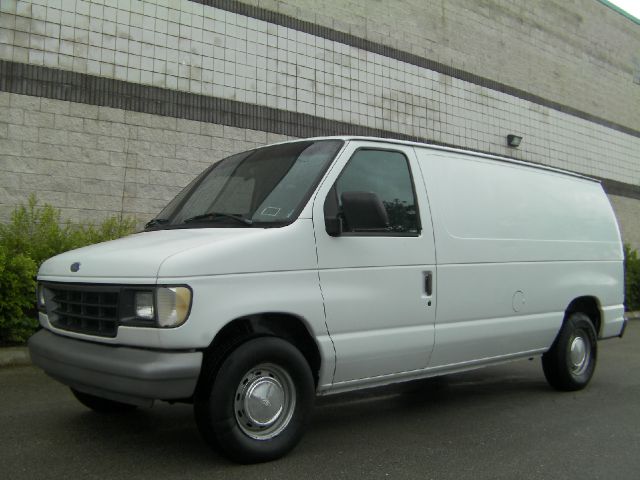 Ford Econoline 1996 photo 1