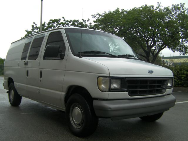 Ford Econoline 1996 photo 3