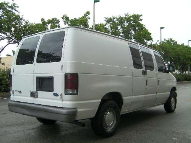 Ford Econoline 1996 photo 4