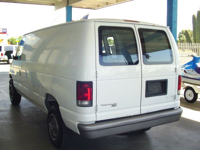 Ford Econoline GLS 2.4 Passenger Van