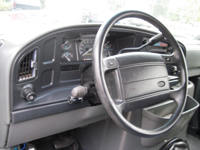 Ford Econoline 1996 photo 2