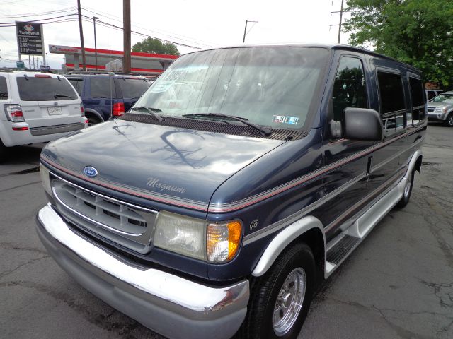 Ford Econoline 1997 photo 13