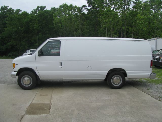 Ford Econoline 1997 photo 1