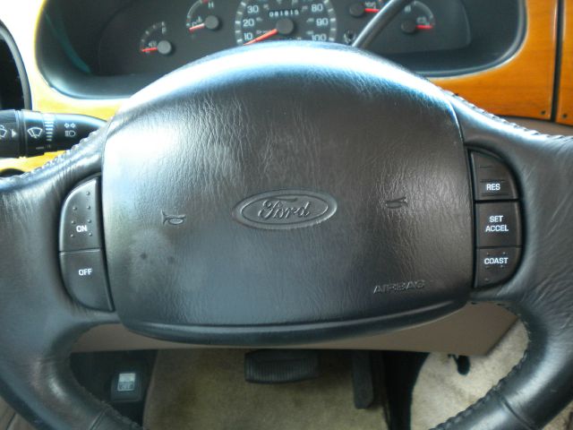 Ford Econoline 1997 photo 13