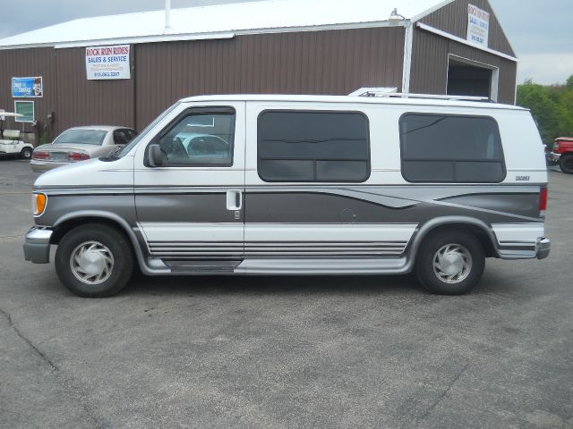 Ford Econoline 1997 photo 1