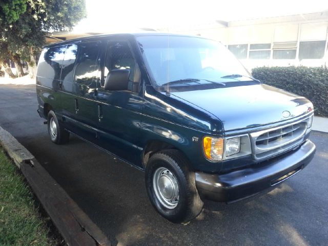 Ford Econoline 1998 photo 1