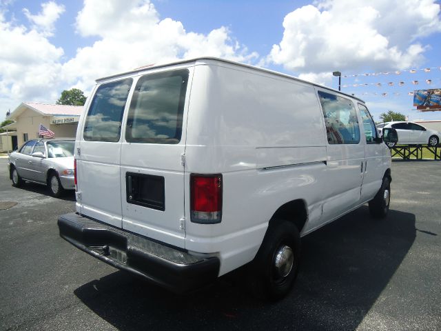 Ford Econoline 1998 photo 2
