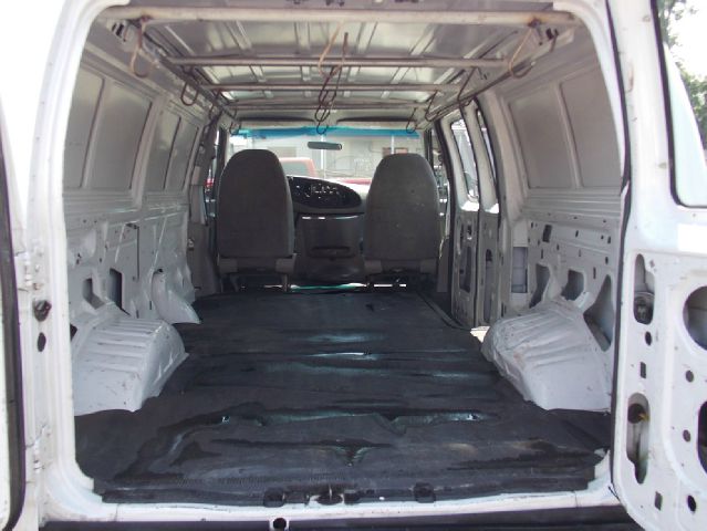 Ford Econoline 1998 photo 1