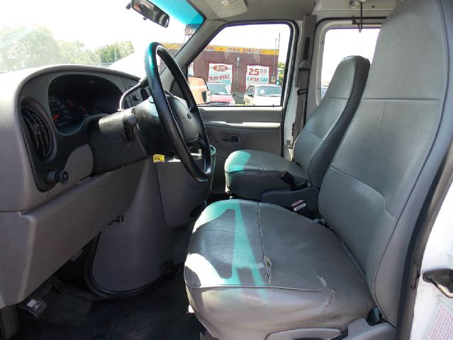 Ford Econoline 1998 photo 3
