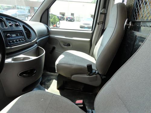 Ford Econoline 1998 photo 1