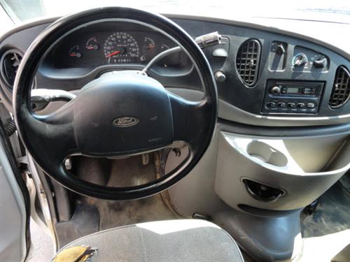 Ford Econoline 1998 photo 3