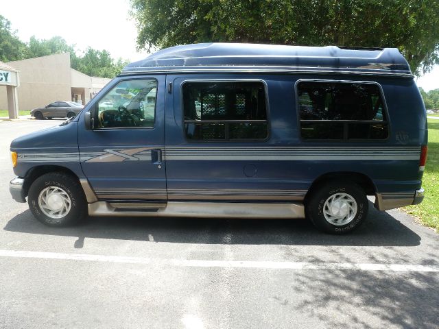 Ford Econoline 1998 photo 4