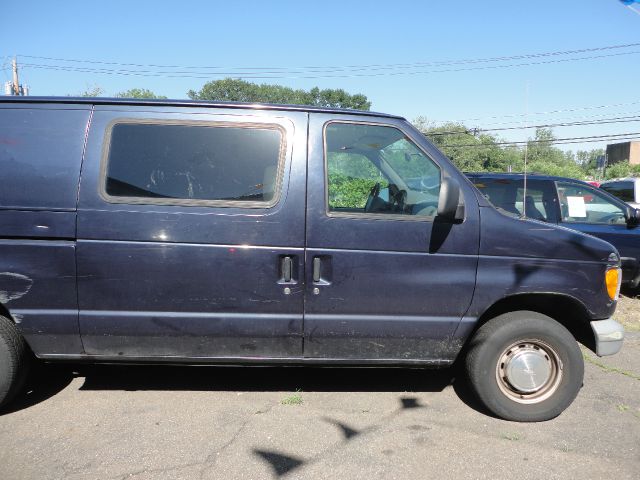 Ford Econoline 1999 photo 12