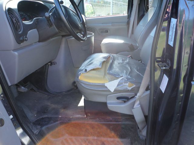 Ford Econoline 1999 photo 3