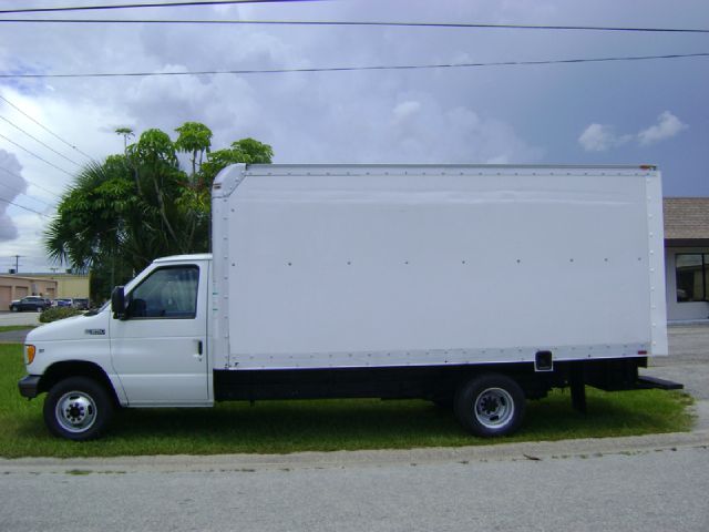 Ford Econoline 1999 photo 3
