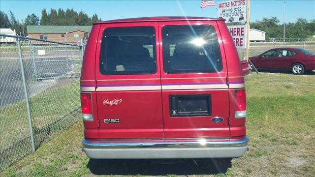 Ford Econoline 1999 photo 4