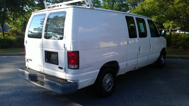 Ford Econoline 1999 photo 12