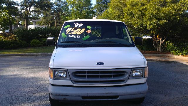 Ford Econoline 1999 photo 15