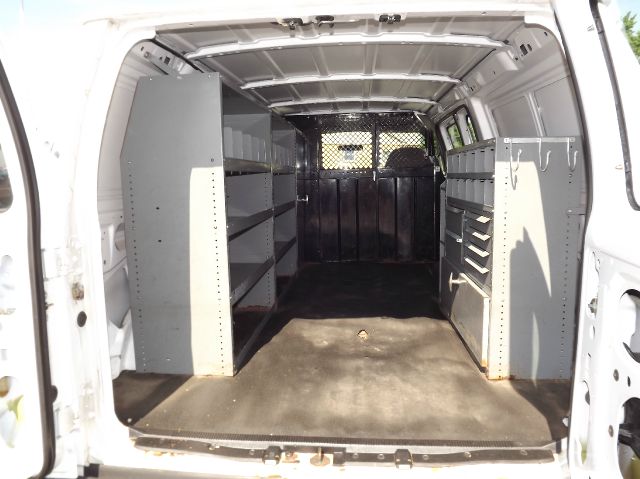 Ford Econoline 1999 photo 2