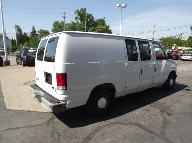 Ford Econoline 1999 photo 6