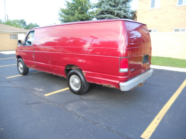 Ford Econoline 1999 photo 1