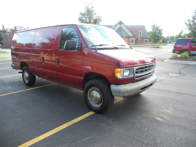 Ford Econoline 1999 photo 2