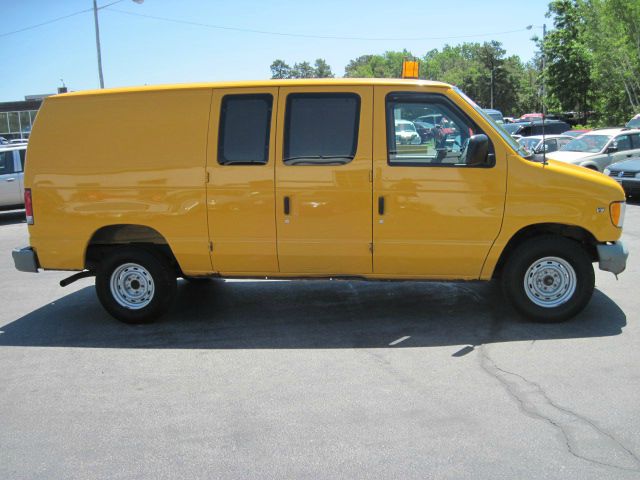 Ford Econoline 328 Ci Passenger Van