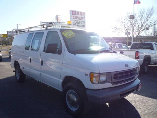 Ford Econoline Base Passenger Van