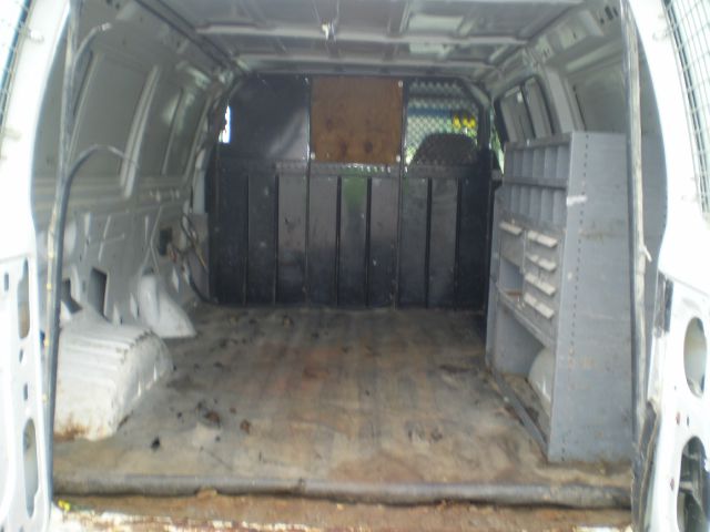 Ford Econoline 2001 photo 4